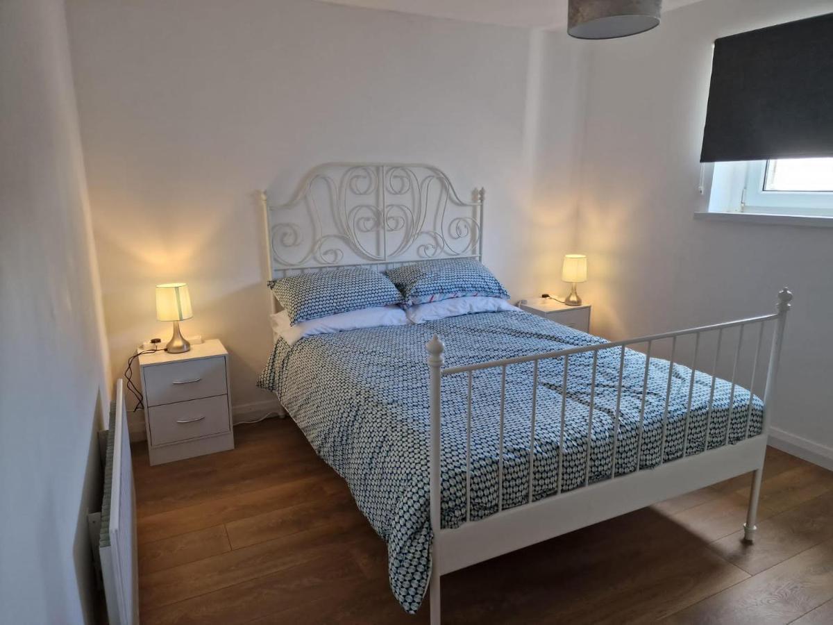 فيلا Enfield Street House Behind Portstewart Promenade With Partial Sea View From Front 3 Bed Sleeps 7 المظهر الخارجي الصورة